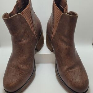 MIA Chestnut Chelsea Ankle Booties